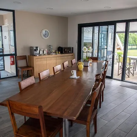 Saintonge Bed & Breakfast 4*