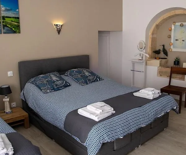 Saintonge Bed & Breakfast